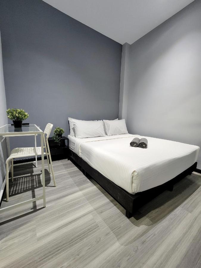 Gurney Coast Guest House By Sky Hive George Town Esterno foto