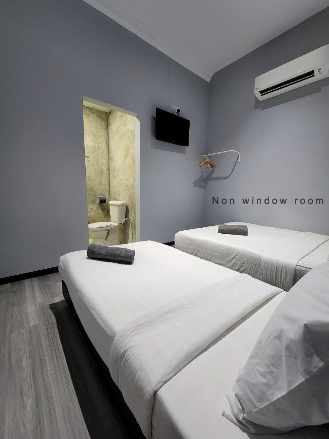 Gurney Coast Guest House By Sky Hive George Town Esterno foto