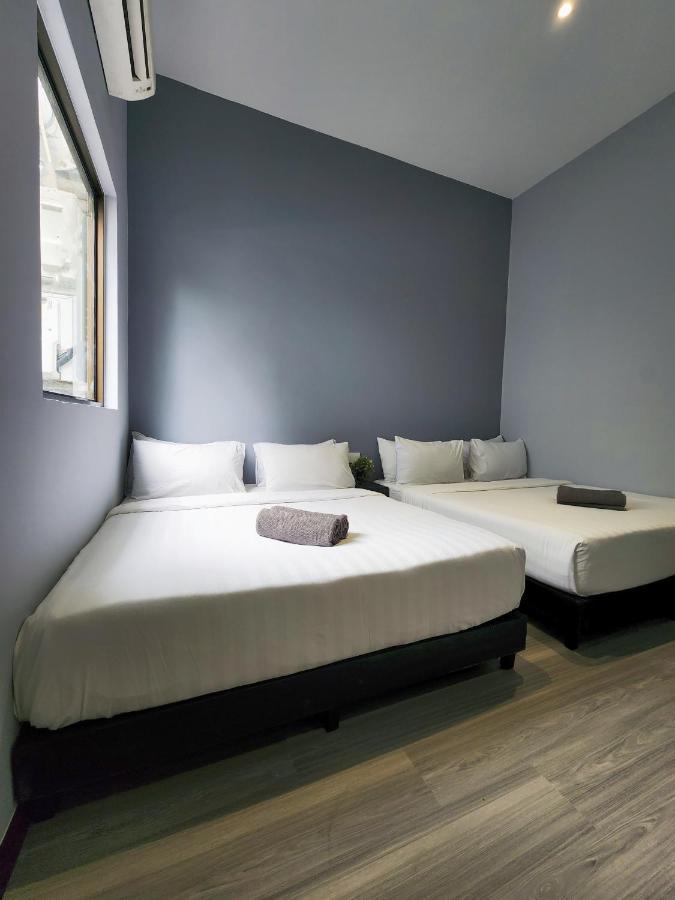 Gurney Coast Guest House By Sky Hive George Town Esterno foto